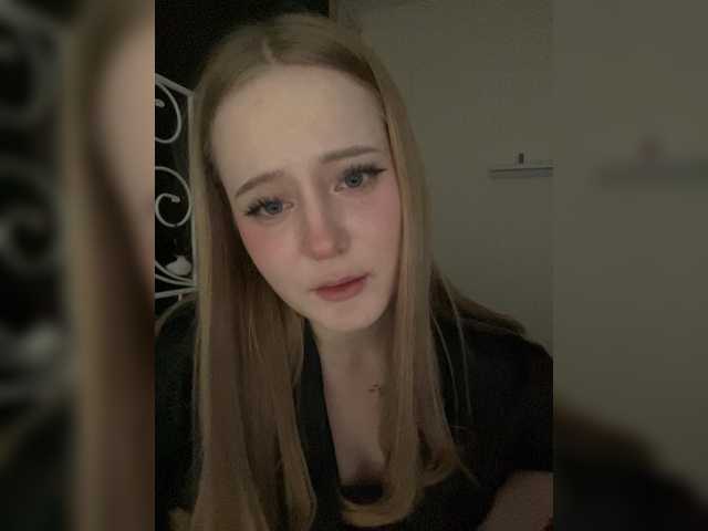 LolaMin's BongaCams show and profile