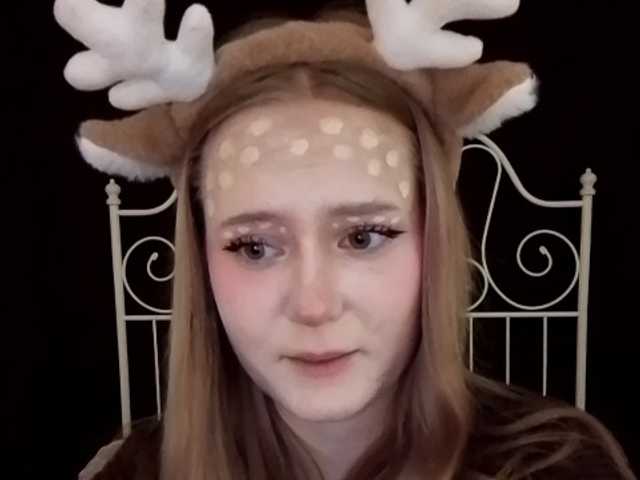 LolaMin's BongaCams show and profile