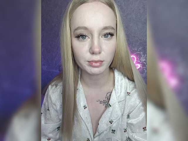 Profile and Statistics for LolaMin on BongaCams