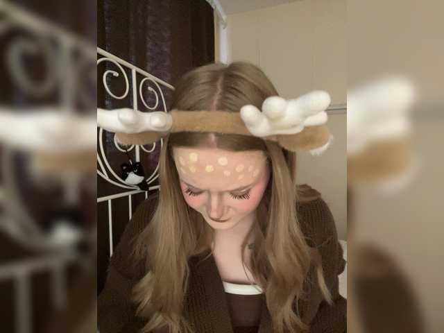 LolaMin's BongaCams show and profile