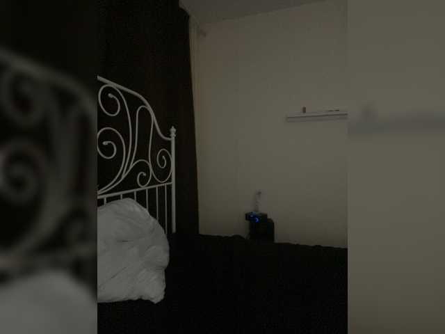 LolaMin's BongaCams show and profile