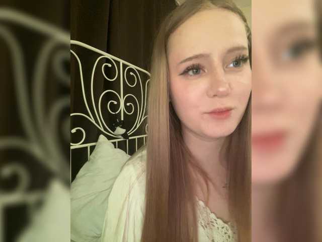 LolaMin's BongaCams show and profile