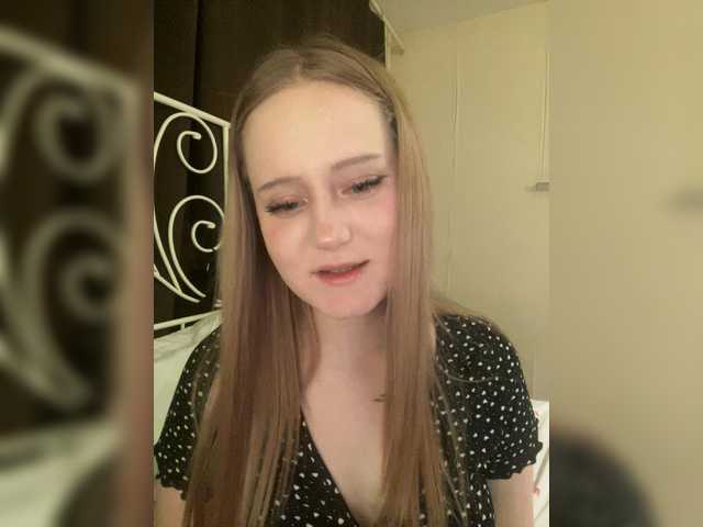 LolaMin's BongaCams show and profile