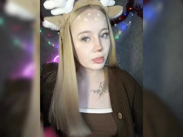 LolaMin's BongaCams show and profile