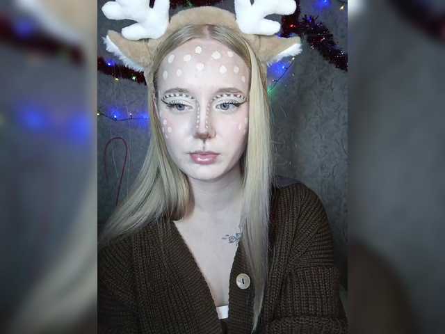 LolaMin's BongaCams show and profile