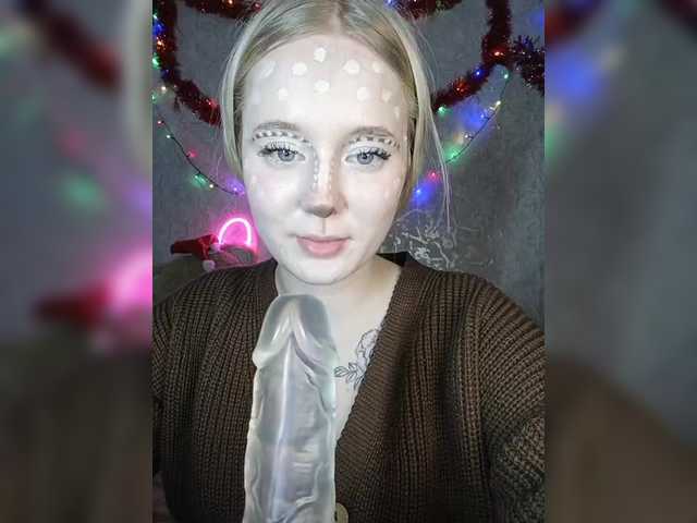 LolaMin's BongaCams show and profile