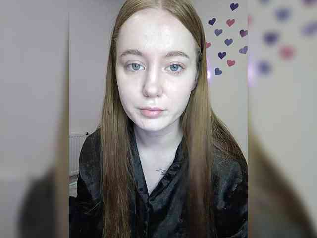 LolaMin webcam