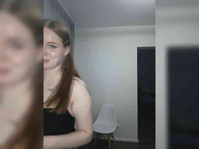 LolaMin webcam