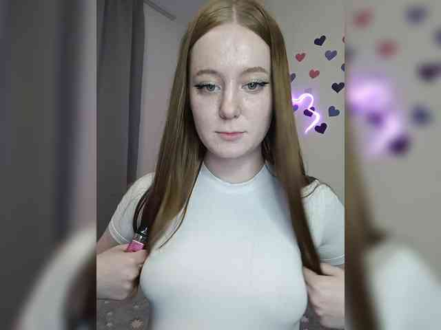 LolaMin webcam