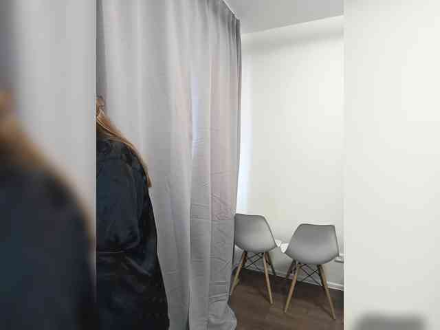 LolaMin webcam