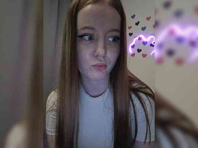LolaMin webcam