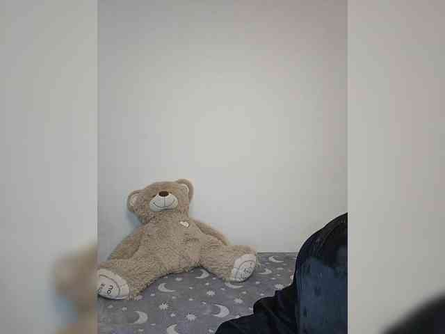 LolaMin webcam