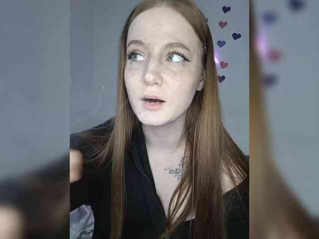 LolaMin webcam
