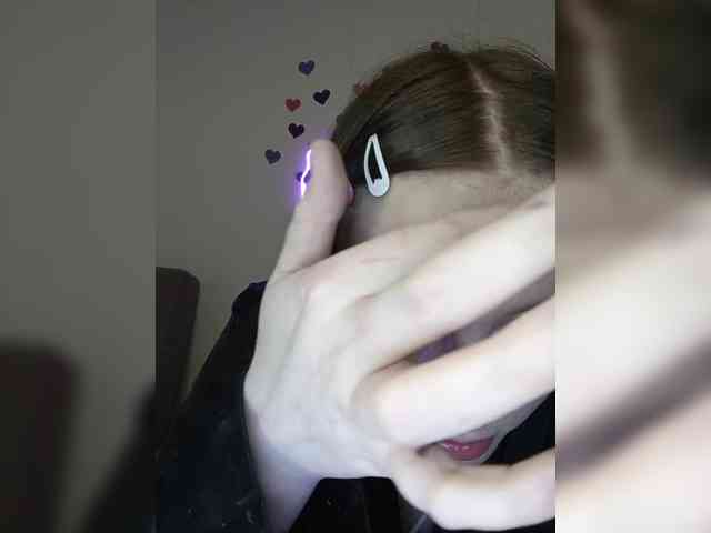 LolaMin webcam
