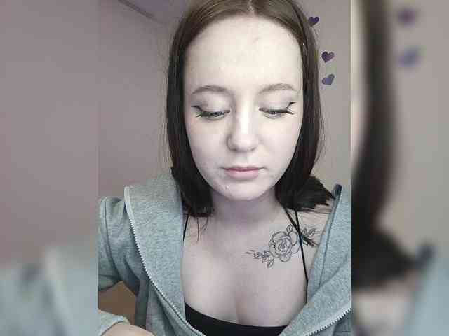 LolaMin webcam