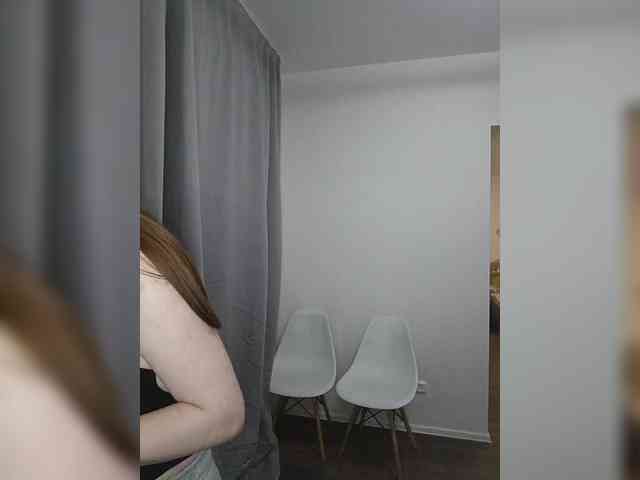 LolaMin webcam