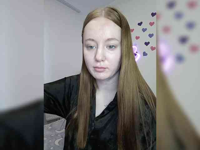 LolaMin webcam