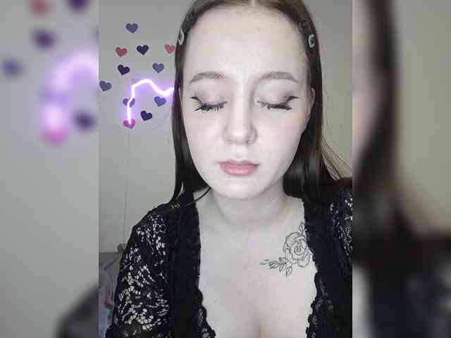 LolaMin webcam