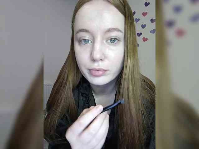 LolaMin webcam
