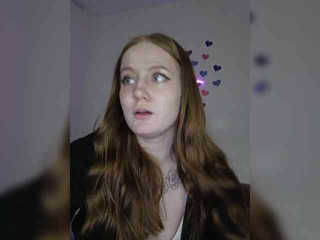 LolaMin webcam