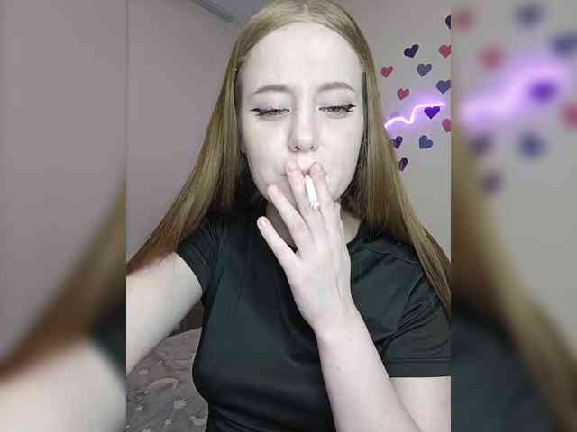 LolaMin webcam