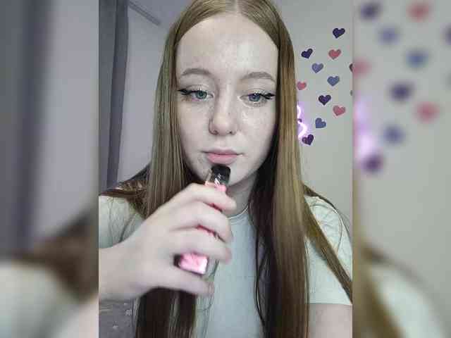 LolaMin webcam