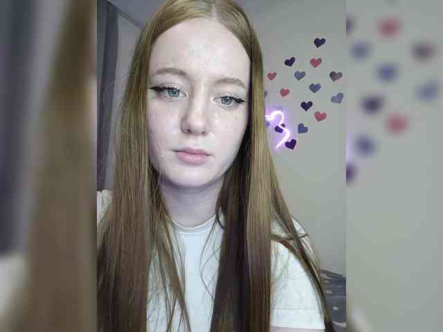 LolaMin webcam
