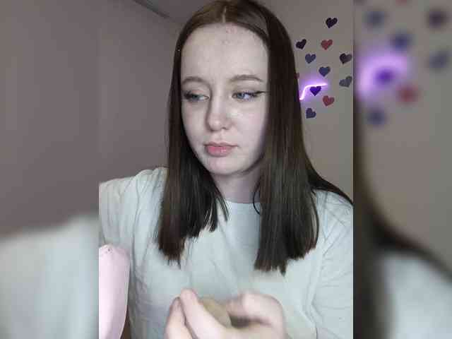 LolaMin webcam