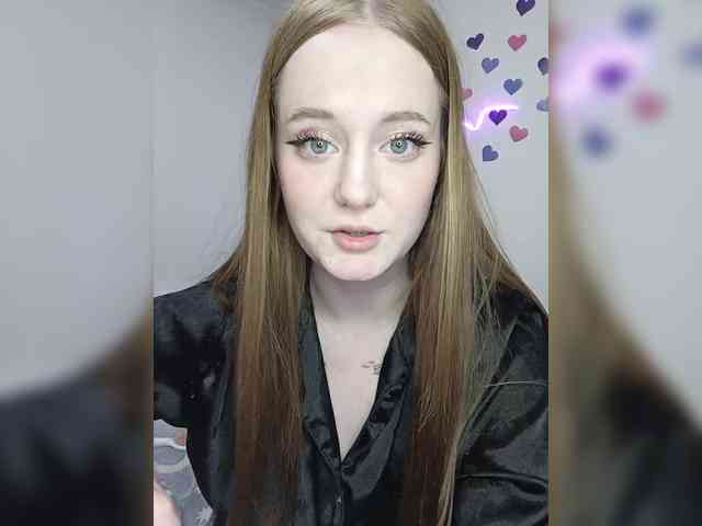LolaMin webcam