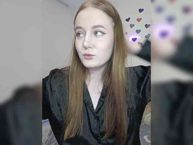LolaMin webcam