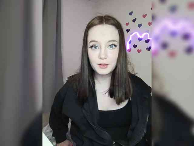 LolaMin webcam