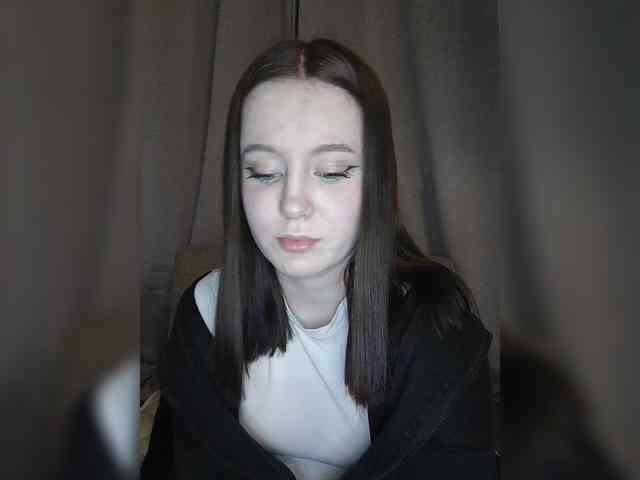 LolaMin webcam
