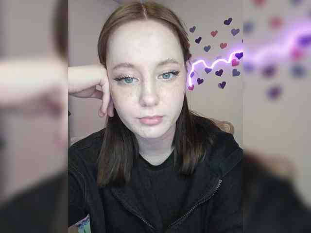 LolaMin webcam