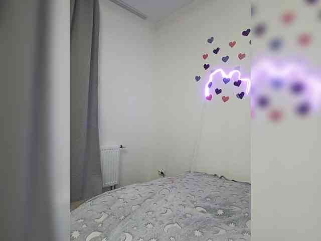 LolaMin webcam