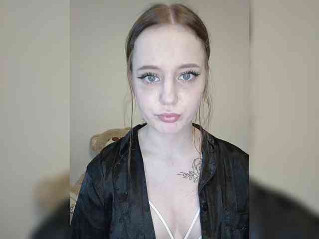 amateur webcam LolaMin