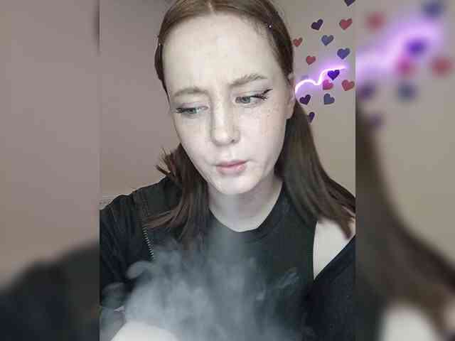LolaMin webcam
