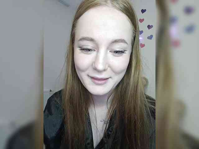 LolaMin webcam
