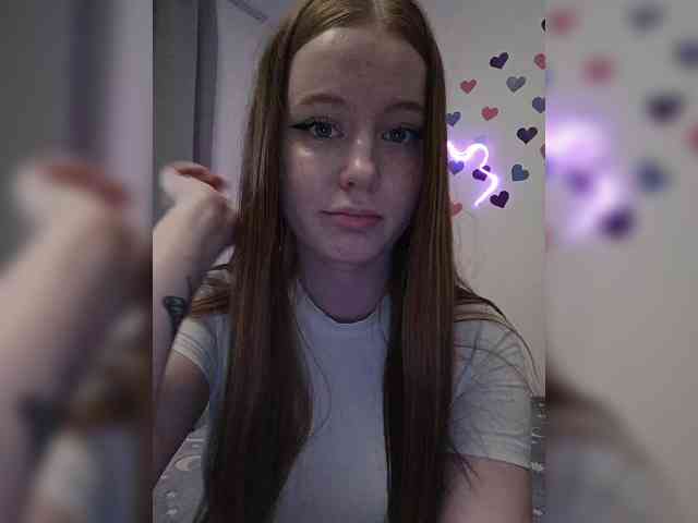 LolaMin webcam