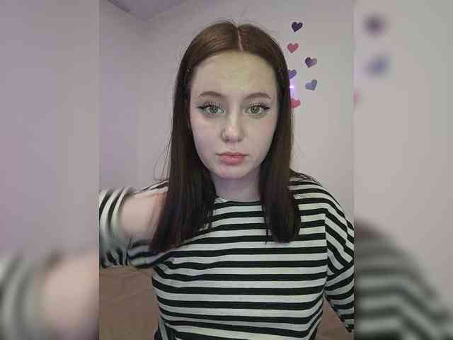 LolaMin webcam