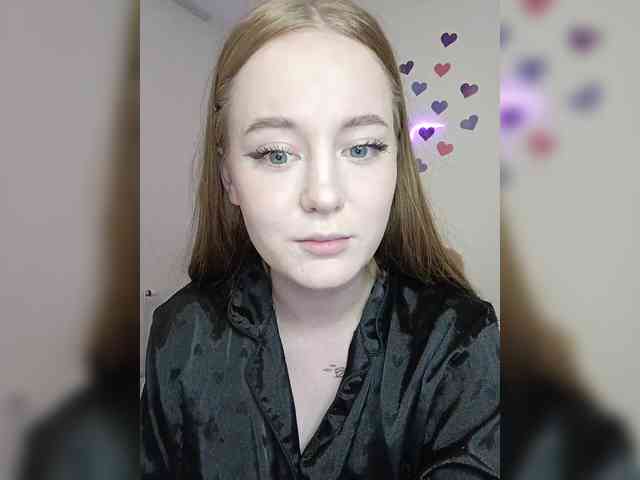 LolaMin webcam