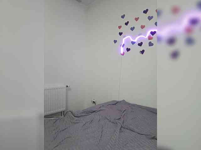 LolaMin webcam