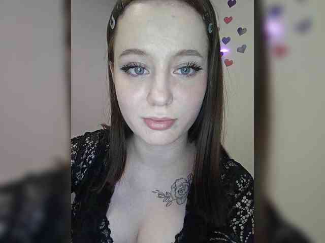 LolaMin webcam