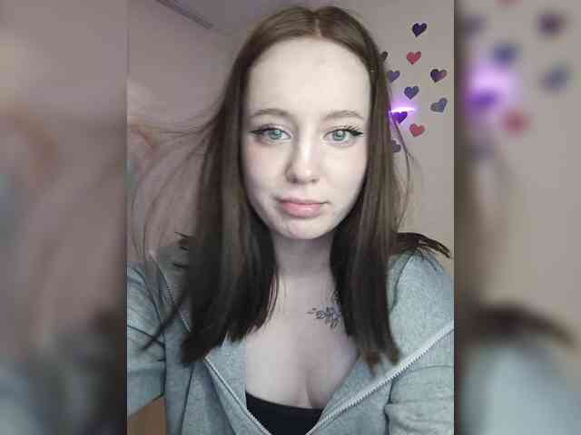 LolaMin webcam