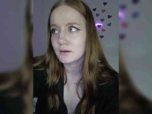 LolaMin webcam