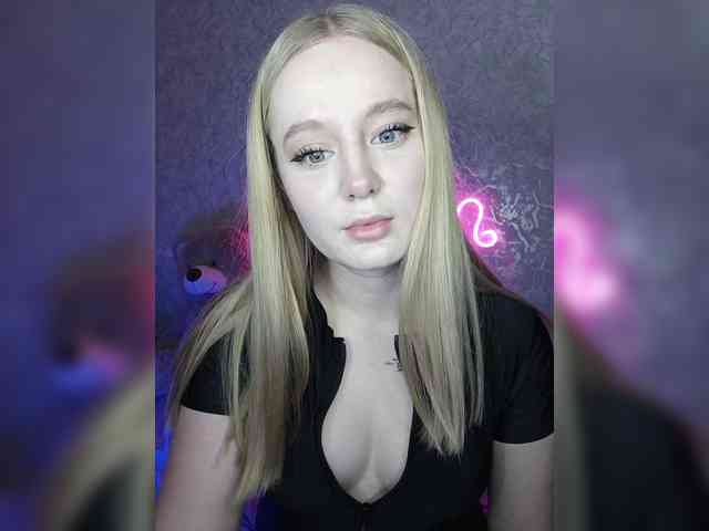 Mia_Wells webcam