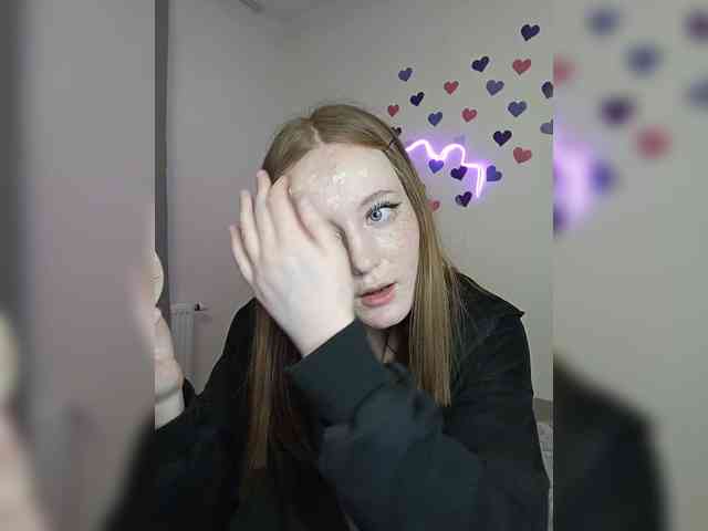 LolaMin webcam