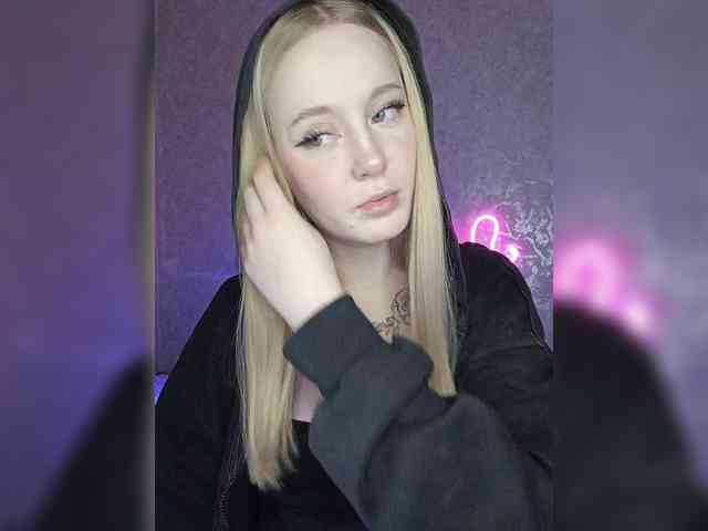 LolaMin Live Webcam on BongaCams