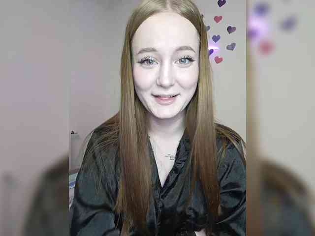 LolaMin webcam