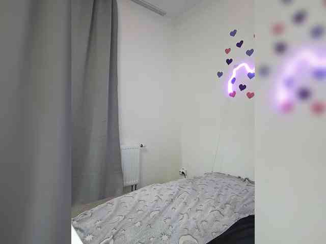 LolaMin webcam