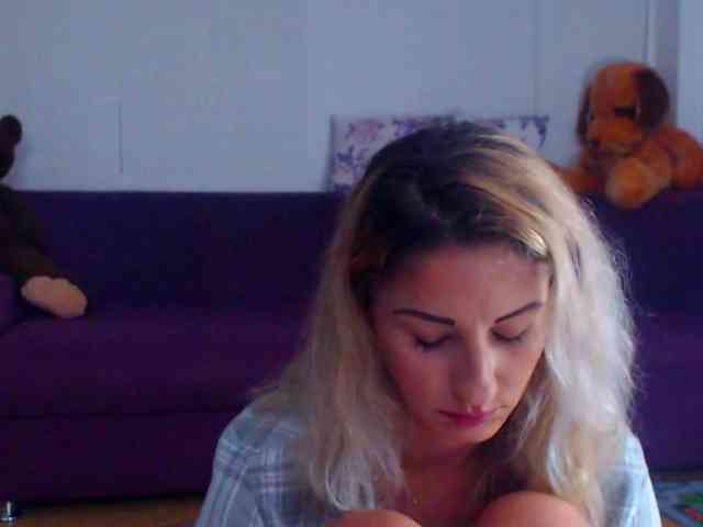 CassieSpell webcam